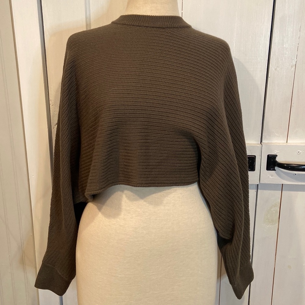 Wilfred Free Green Lolan Cropped Merino Wool Sweater